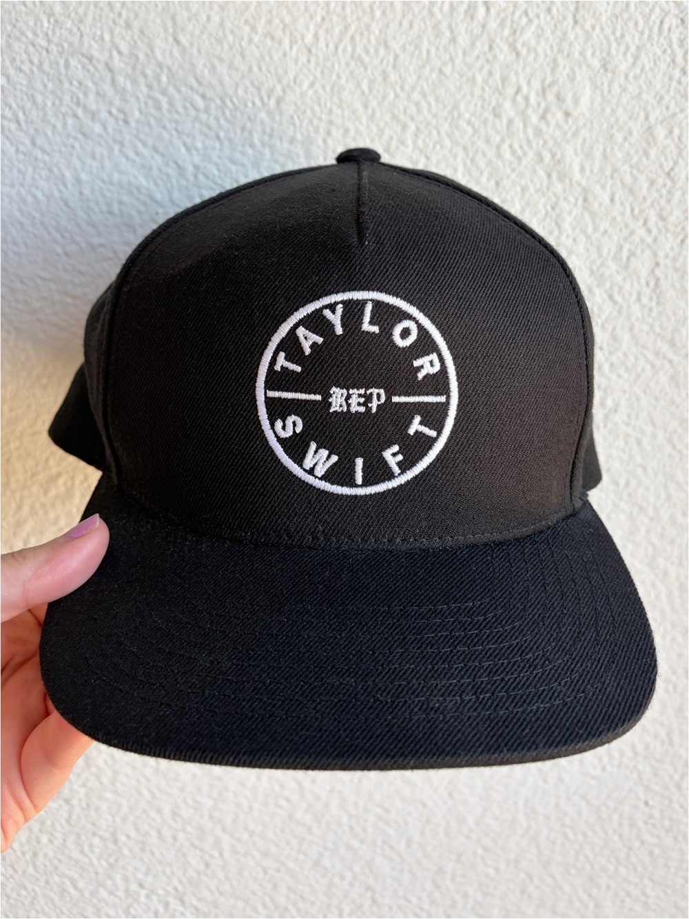 Taylor Swift Reputation Black Rep Hat NWOT
